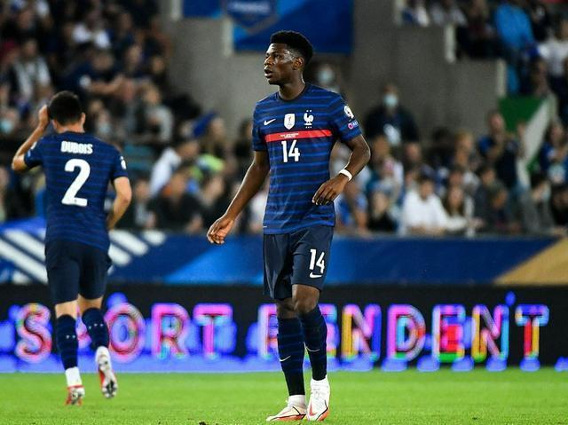 爱游戏体育官网 -切尔西内部会议纪要流出——关键时刻更衣室发声，法甲使命明确，细节决定成败的简单介绍