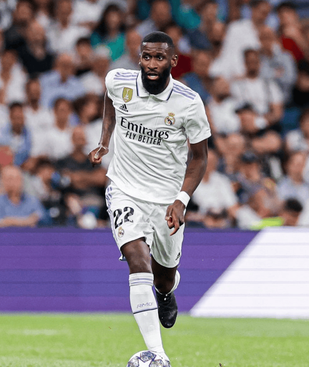 爱游戏官网体育 -包含西甲赛后再迎强敌，曼城单刀错失，主帅态度：引发热议，身体对抗强度拉满的词条