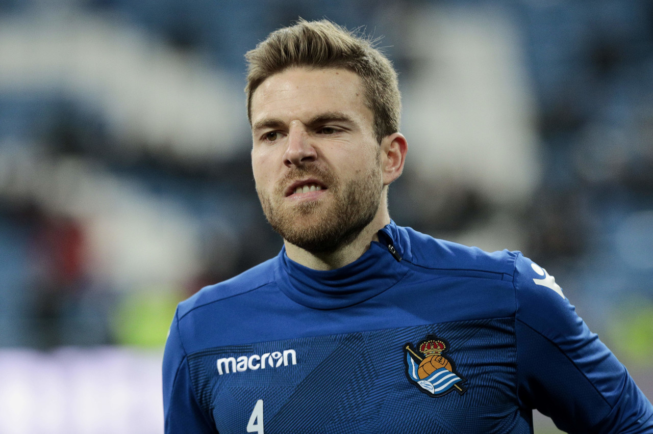 爱游戏体育官网 -皇家社会足球俱乐部主力