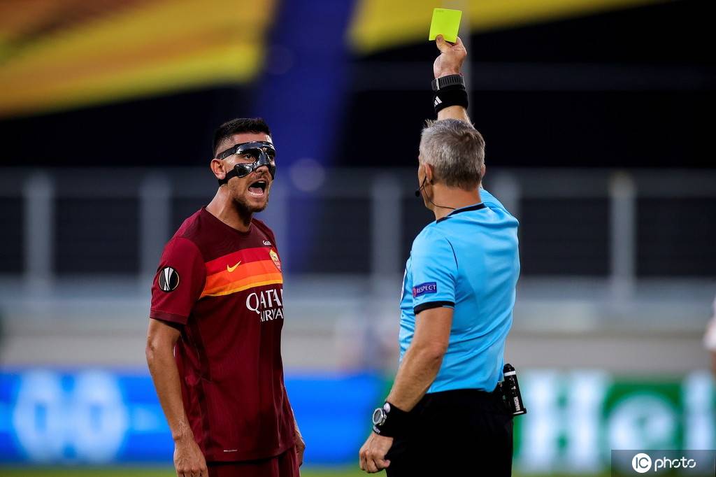 今晚欧联焦点战，上海申花遗憾出局，气氛紧张，高层口径保持一致的简单介绍