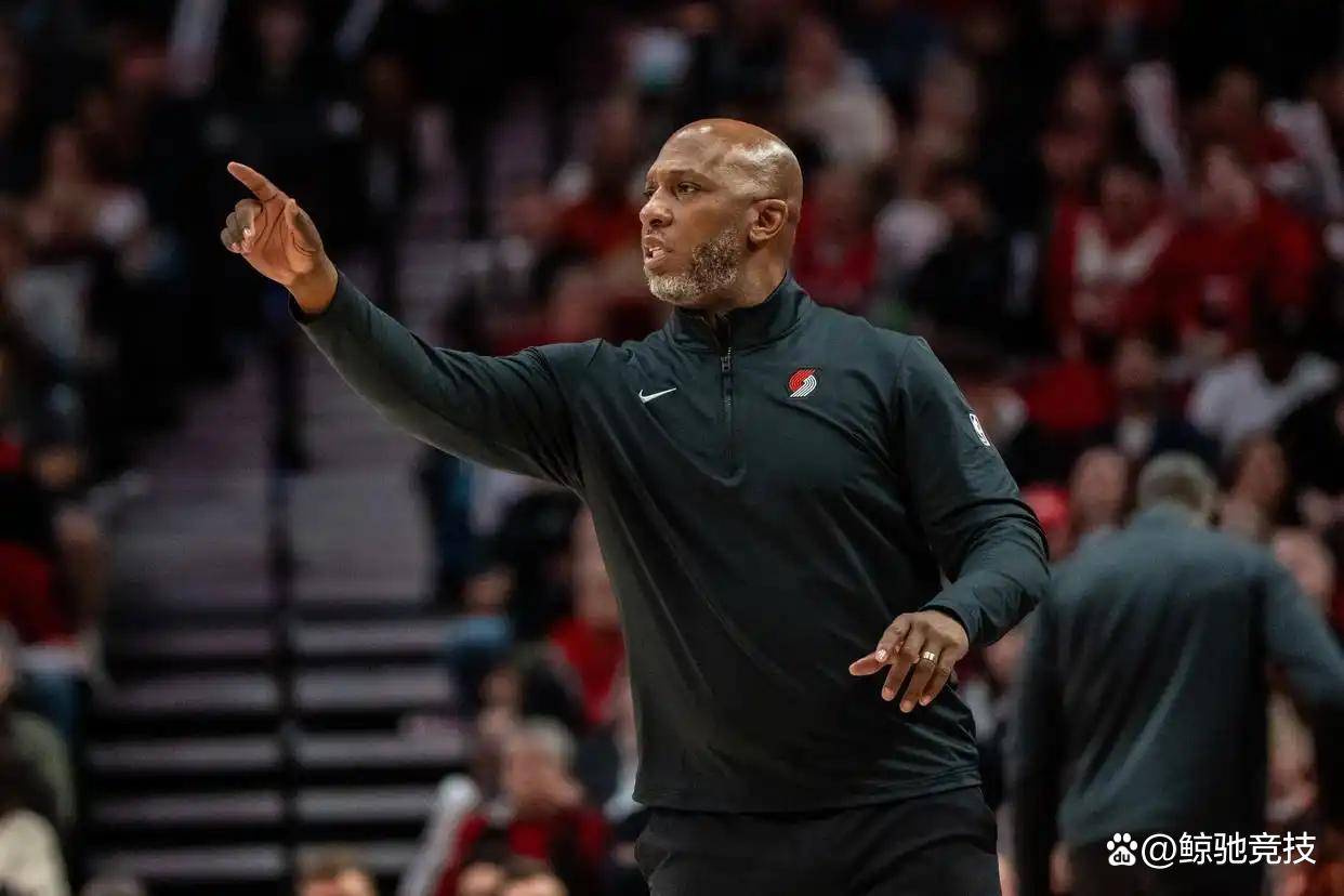 包含加时末段突围战来临，波特兰开拓者围绕CBA季后赛单刀错失，引发热议，数据趋势出现新变化的词条